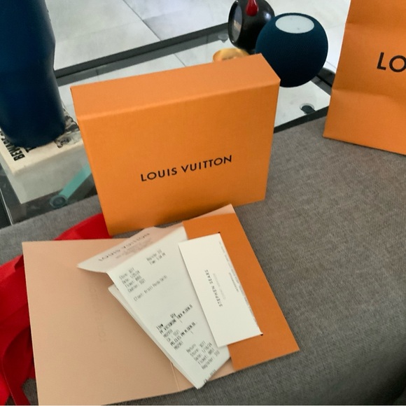 ****SOLD*****Louis Vuitton M82959 2024 Denim Victorine Wallet - Picture 16 of 16